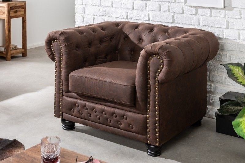 Vintage Chesterfield fauteuil 110 cm – luxe knoopstiksel en veerkern