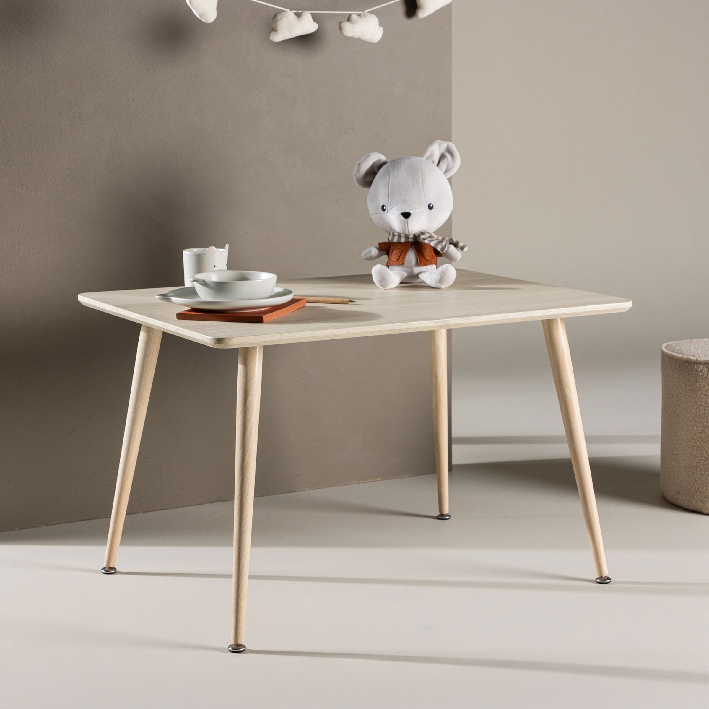 Whitewash Austina Kindertafel 80 × 60 cm – Duurzaam & Stijlvol voor de Kinderkamer