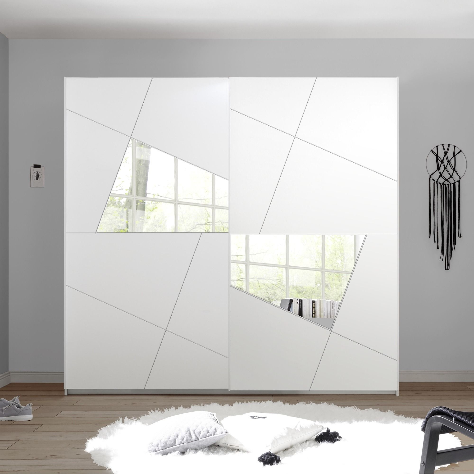 Witte Kledingkast Vittoria 243 cm met Gladde Schuifdeuren – Ruime Opbergoplossing voor de Moderne Slaapkamer