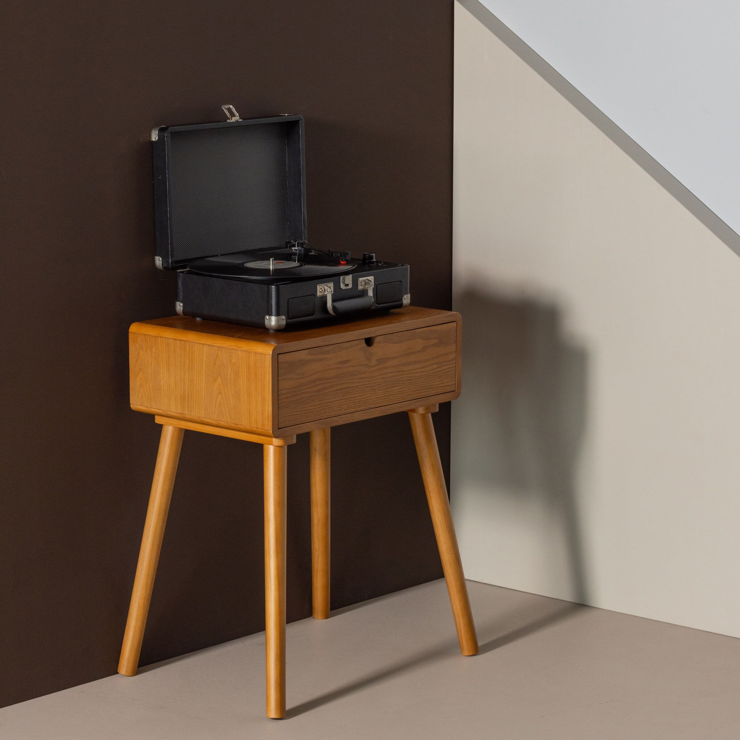 WOOOD Nelo Nachtkastje – Bruin MDF met lade, minimalistisch en multifunctioneel
