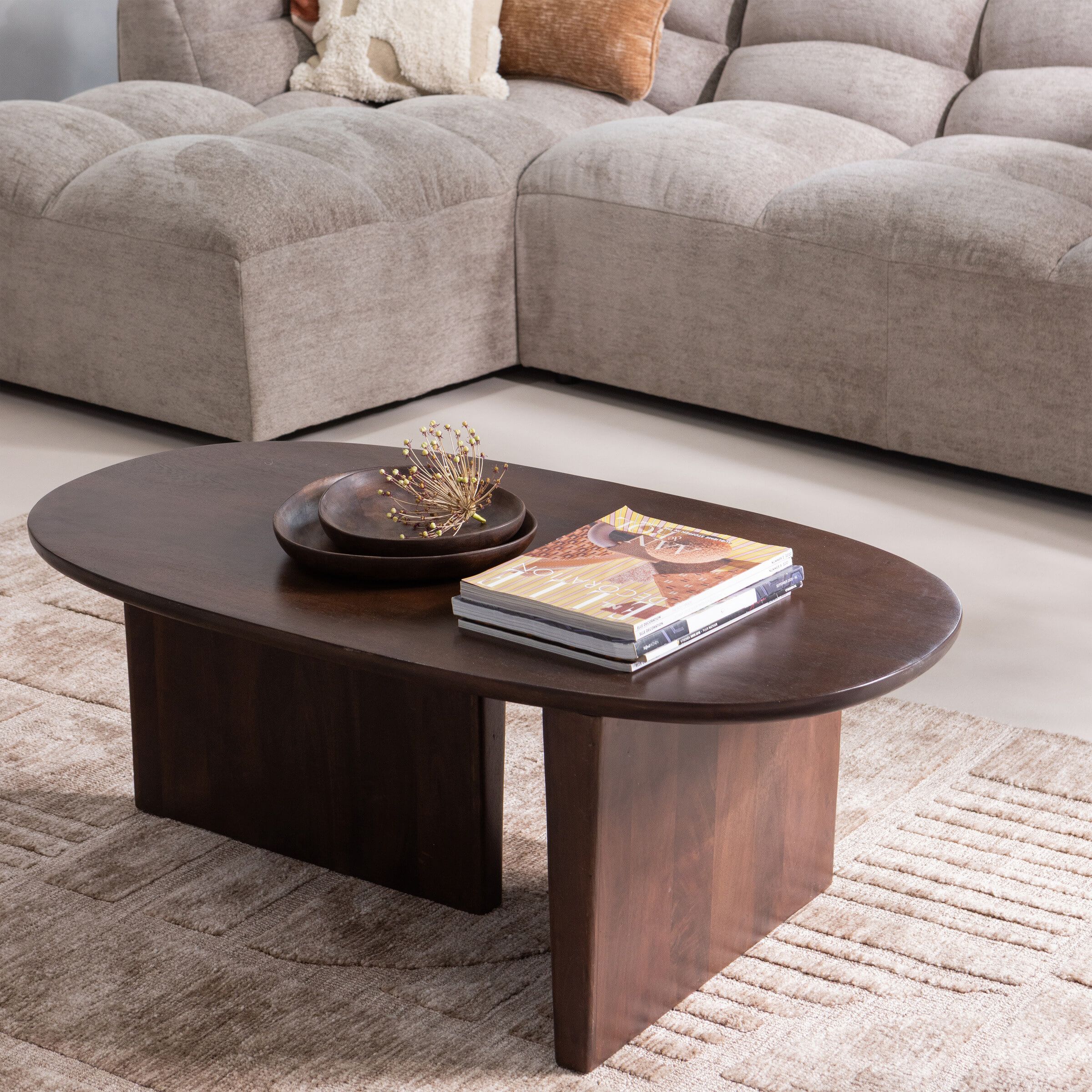 WOOOD Ovale Salontafel Seam – Warm Mangohout in Walnoot