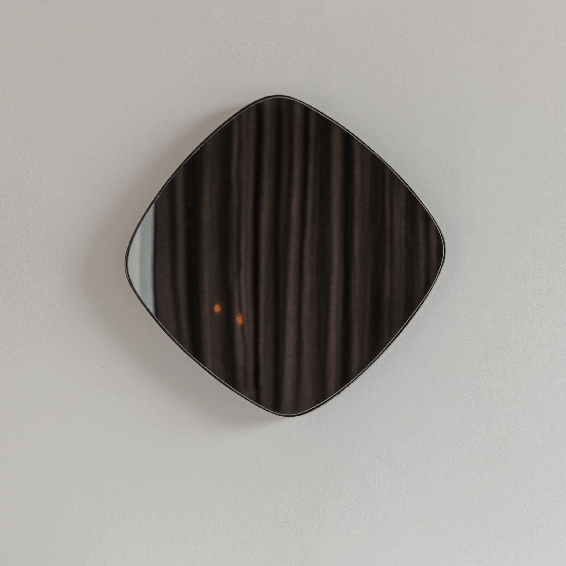 ZILT Francie vierkante spiegel 50 × 50 cm – strak zwart design