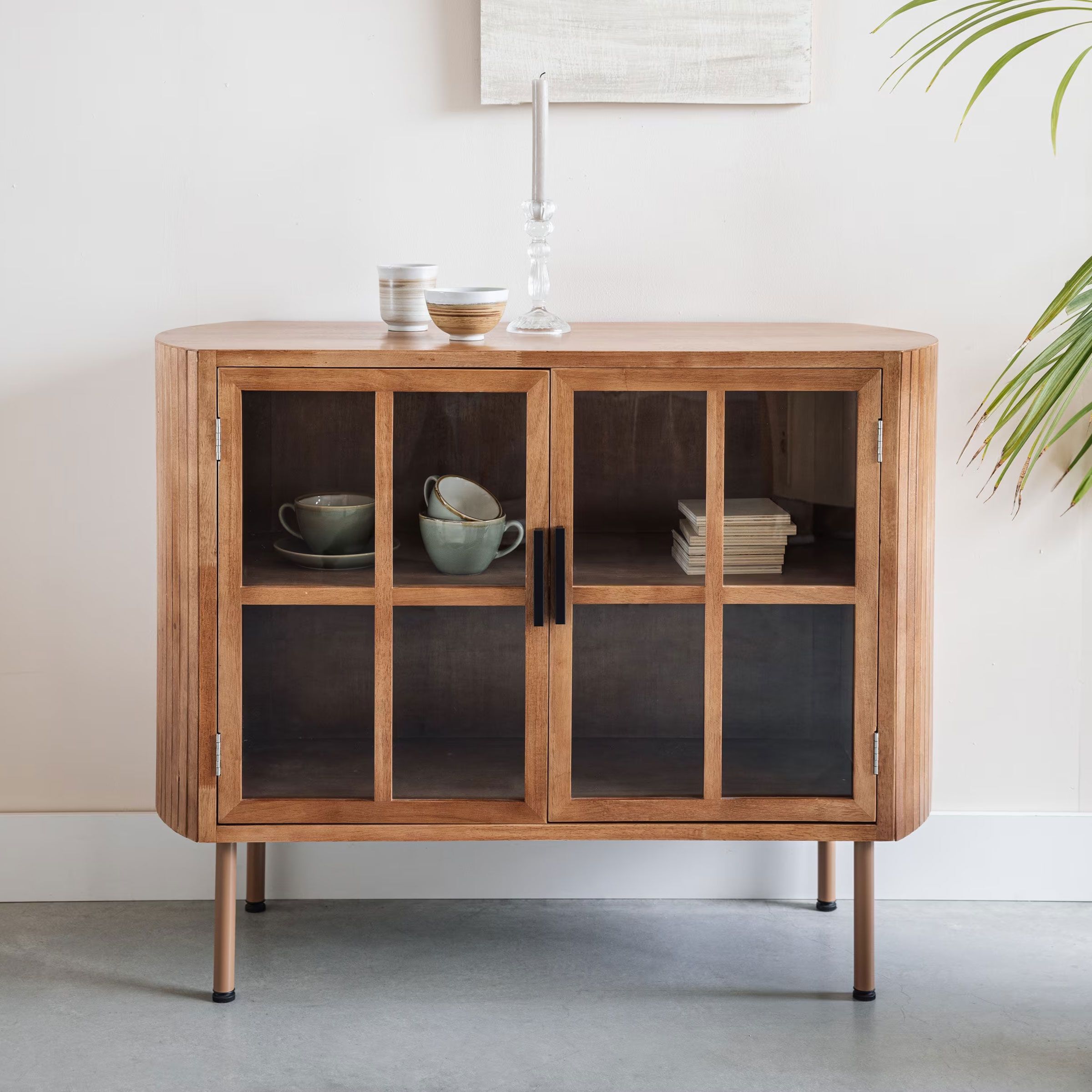 ZILT Horacio Dressoir in warm rubberhouten design – 100 cm breed