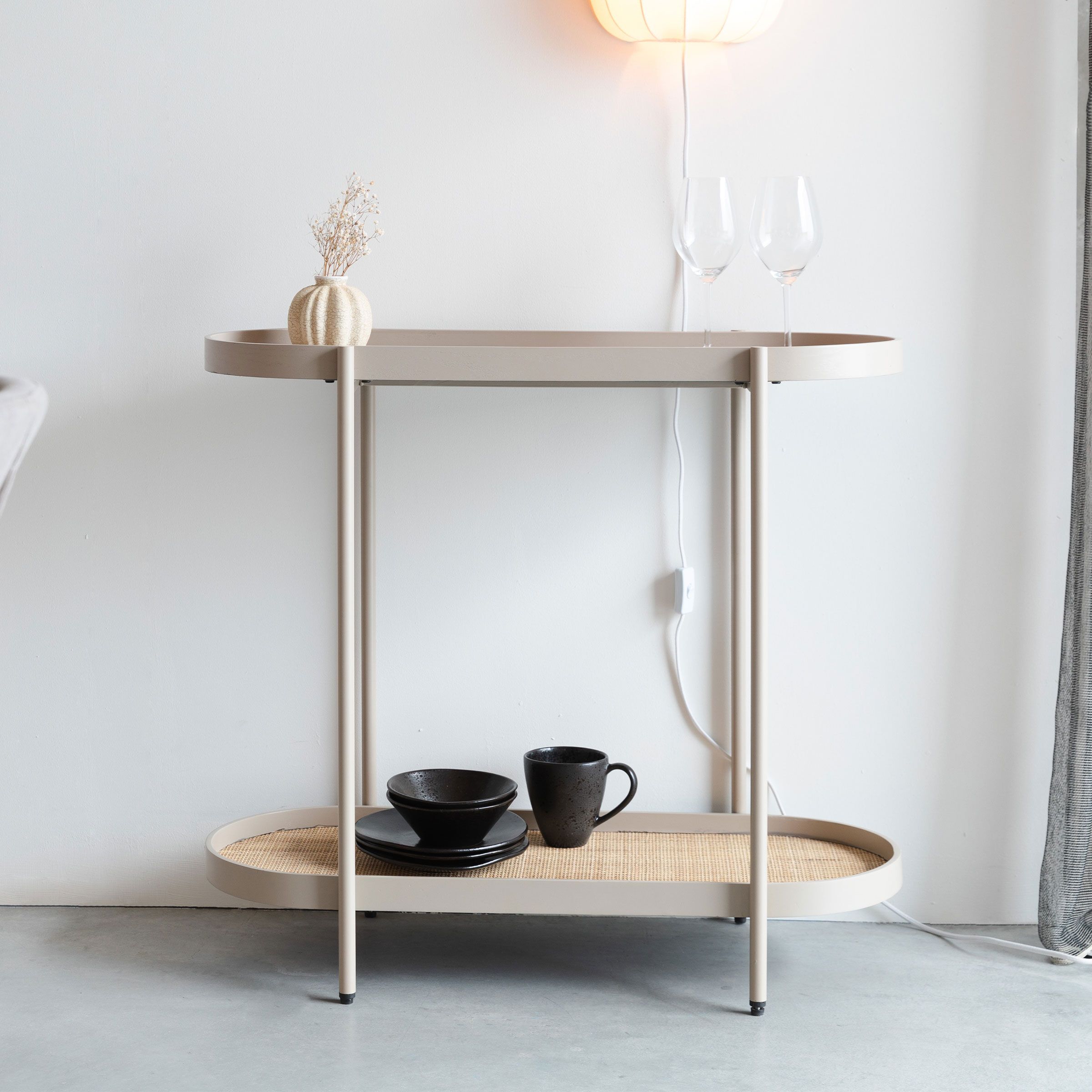 ZILT Meja Ovale Sidetable 85 cm – Beige rattan & MDF