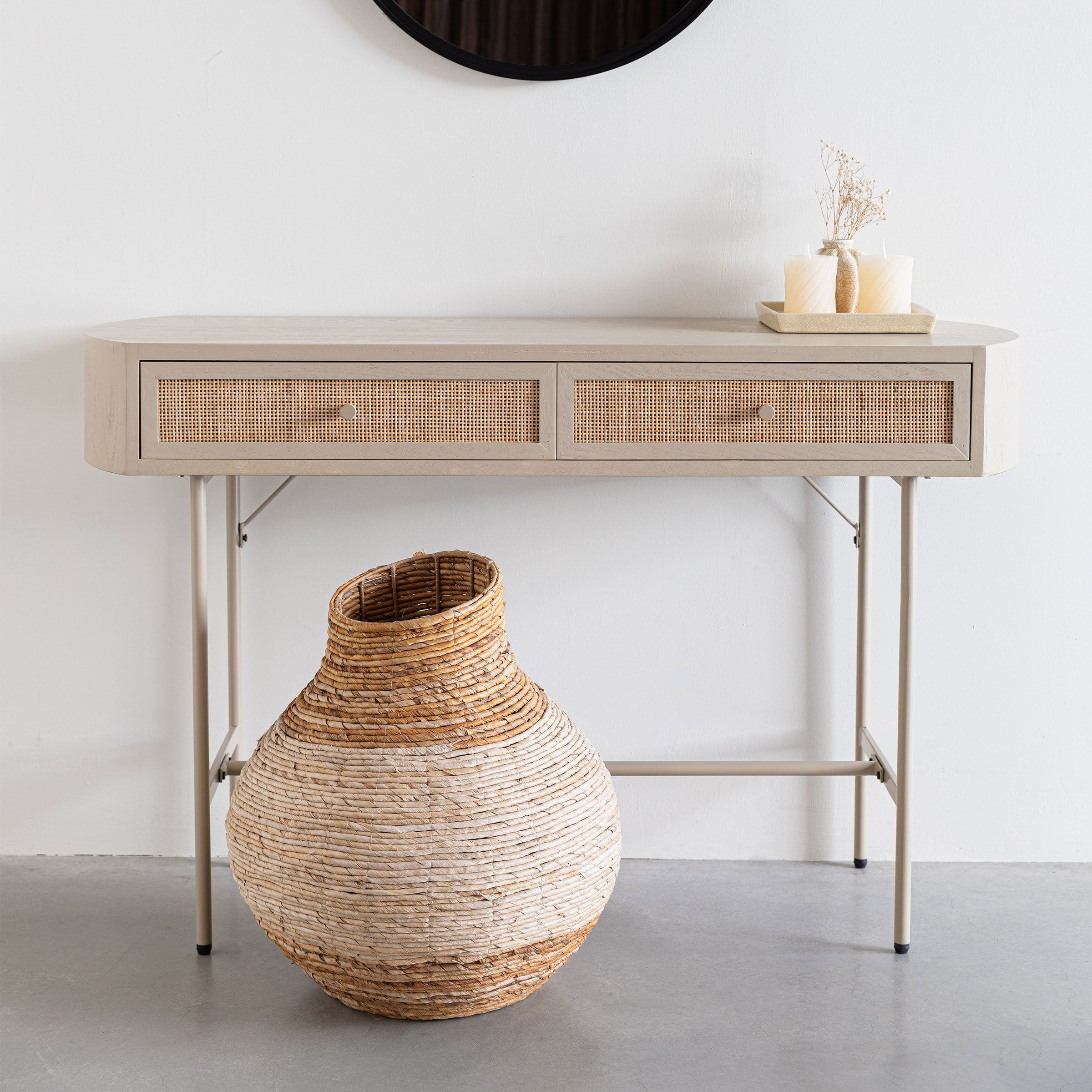 ZILT Meja – Rattankoffert tafel in Beige, 120 cm