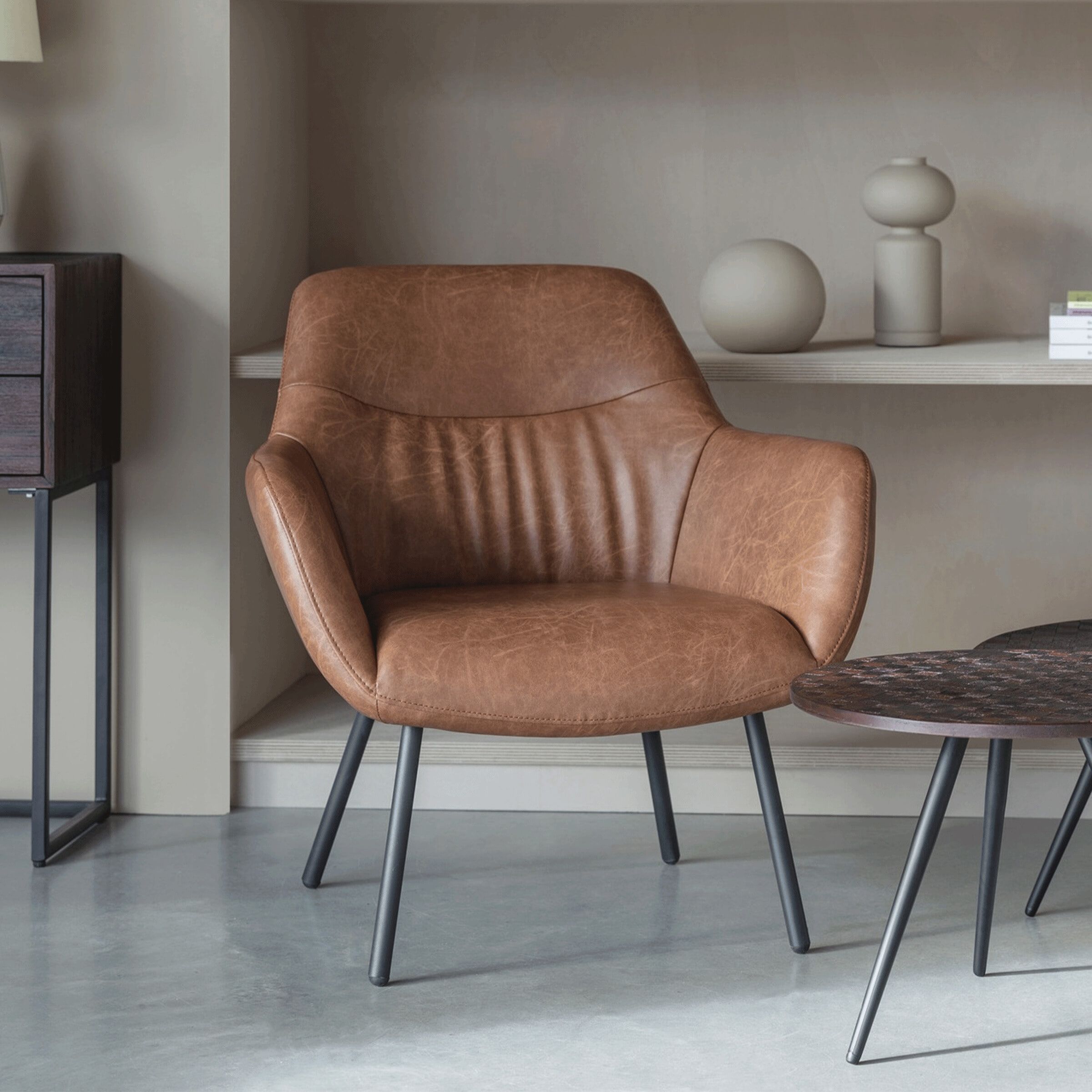 ZILT Tristan Fauteuil in Lederlook – Bruin, stoer en comfortabel