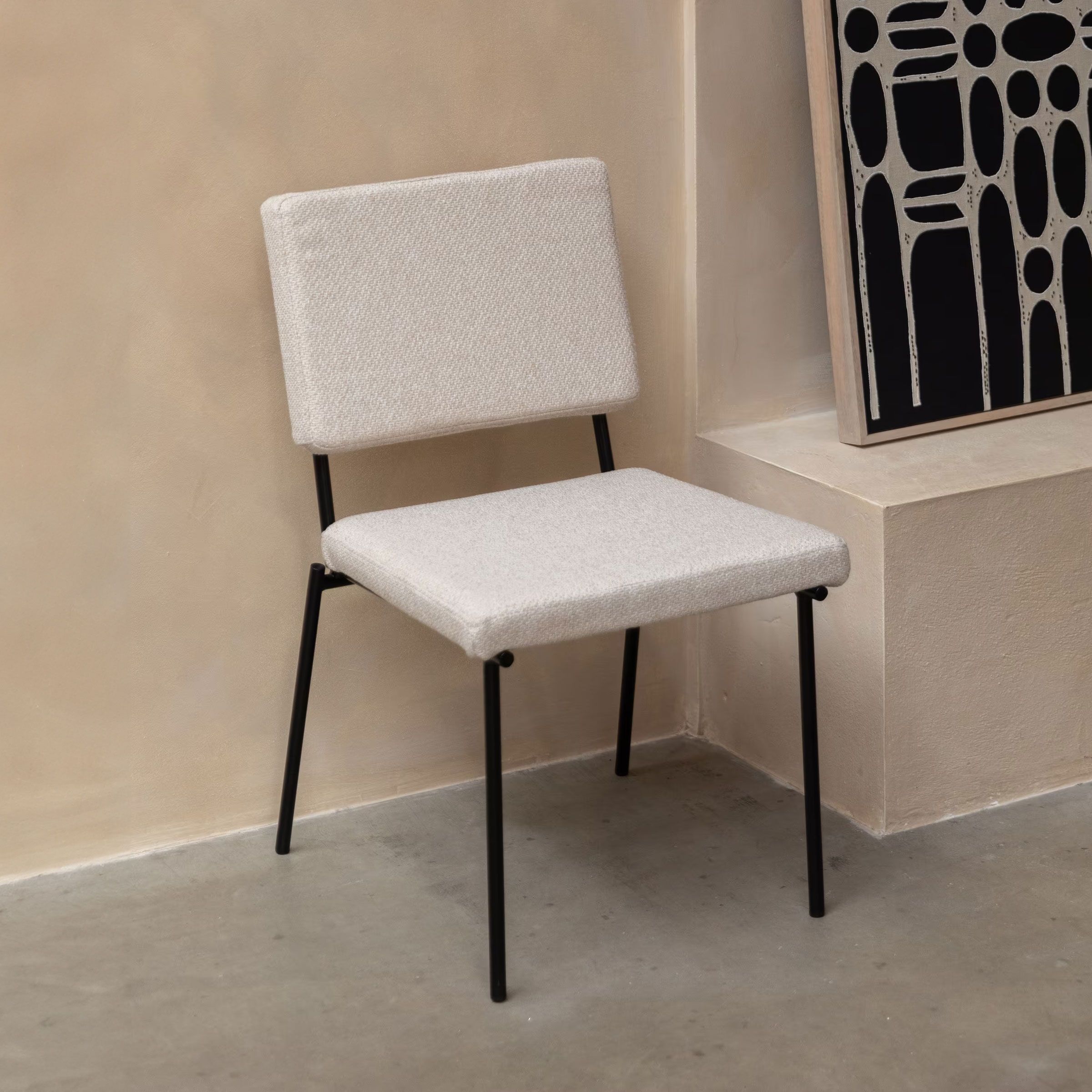 Zuiver Fellow Eetkamerstoel – Tijdloos comfort in Off‑White