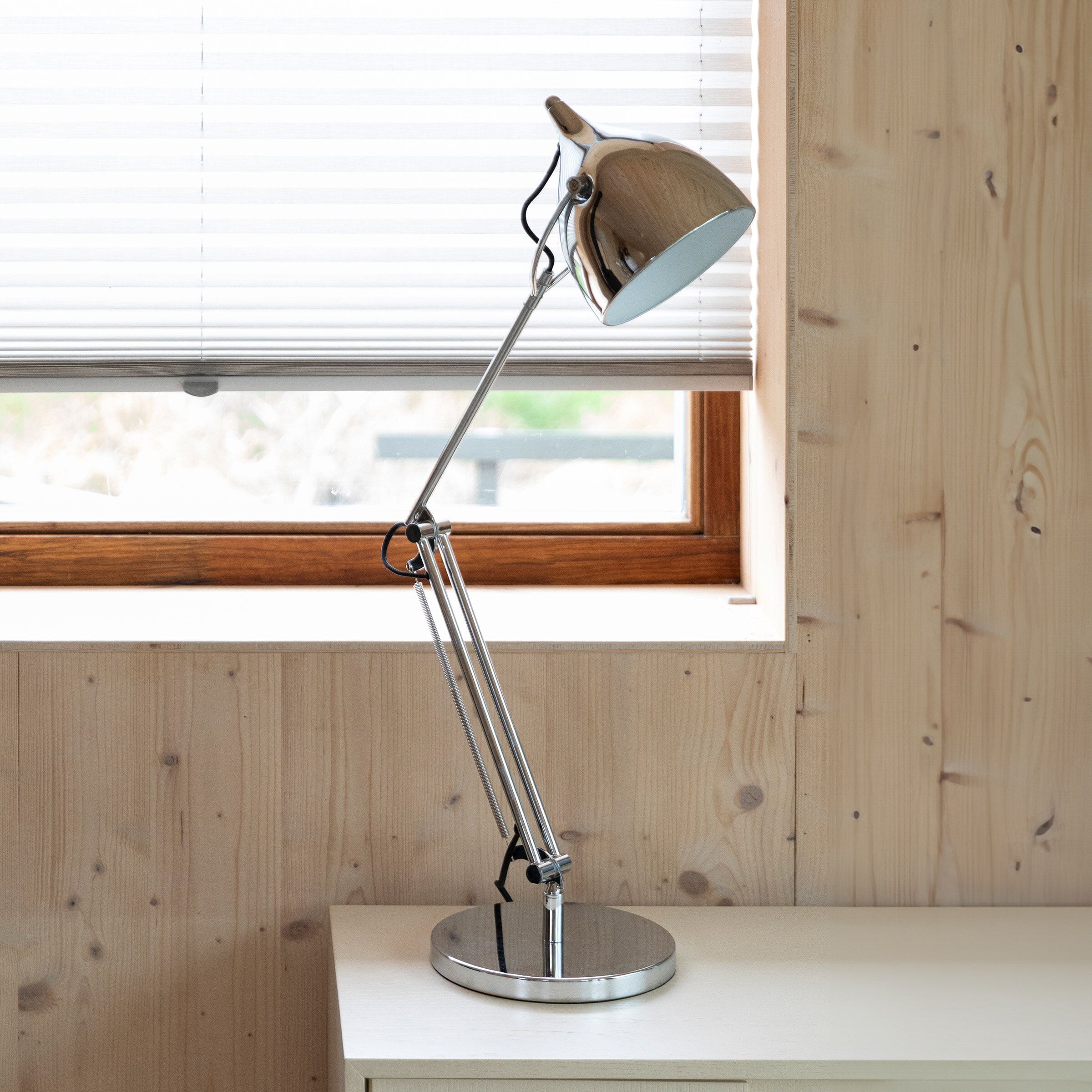 Zuiver Reader Tafellamp – Strakke Chrome Finish